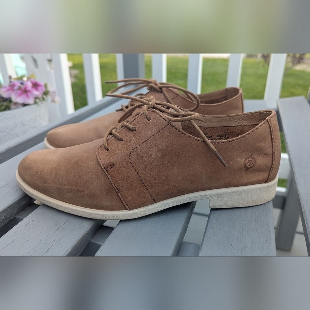 Born Soft Leather Derby Comfortable Woman's Shoes Size 9M